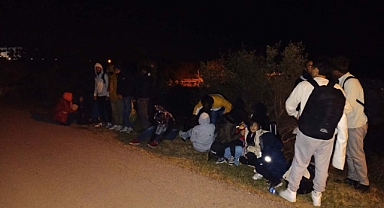 Garp Hudutlarımızda Kuş Uçurtmuyoruz: Seferihisar'da 29 Kaçak Göçmen Yakalandı