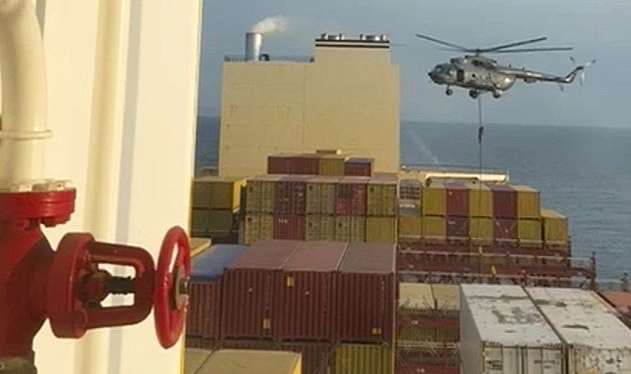 İran Devrim Muhafızları Hürmüz Boğazı'nda İsrailli Milyardere Ait Portekiz Bayraklı Gemiye El Koydu