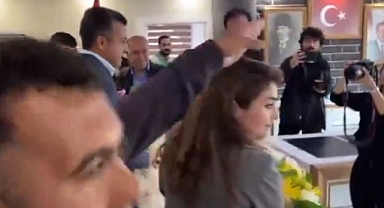 İyice Hadlerini Aştılar: Diyarbakır'da Kürtçü DEM Parti Yöneticilerinden Atatürk'e Ağır Hakaretler
