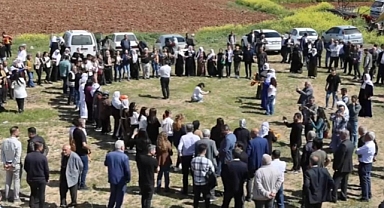 Şanlıurfa'da Kürtçü Terör Örgütü PKK'nın Eli Kanlı Elebaşı Öcalan'ın Doğum Gününü Kutlamak İstediler