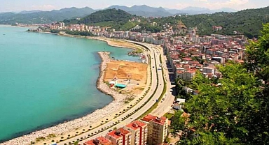 AKP İstibdatının Alkolle Derdi Bitmek Bilmiyor: Giresun'da 'Umuma Açık Yerlerde' Alkol Tüketimi Yasaklandı