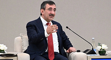 AKP'li Cevdet Yılmaz'dan Enflasyon Açıklaması:20 Puanlık Bir Düşüş Bekliyorum