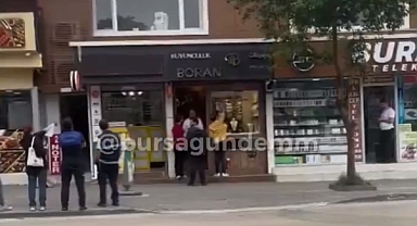 Bursa Osmangazi'de Arapça Hazırlanmış Tabela ve İlanlar Kaldırıldı