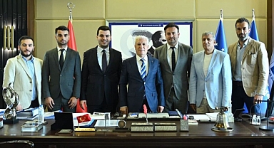 CHP'li Bursa Büyükşehir Belediyesi'nde 'Aile Belediyeciliği' İddiası: Önce Baldızını, Sonra Yeğenini İşe Soktu