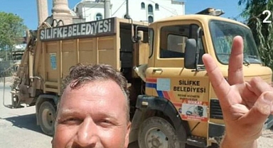CHP'li Silifke Belediyesi'nin Hadsiz Kültür İşleri Müdürü Mübarek Türk Bayrağına 'Ucube' Dedi
