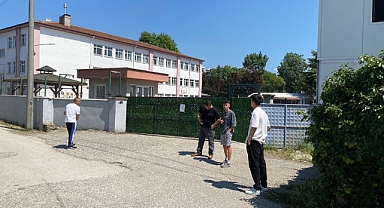 Düzce'de Suriyeli 3 Öğrenci Okul Arkadaşlarını Tuvalette Darp Etti