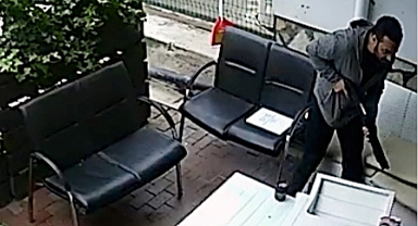 Eski Sevgilisinin Çalıştığı Mekana Ateş Açtı; Yan Dükkandaki Kuaförü Öldürdü
