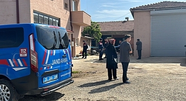 Eskişehir'de Oğlunu, Hayvanların Bakımını Yapmadığı Gerekçesi ile Öldürdü