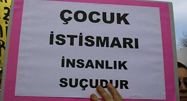 Gebze'de Çocuk İstismarı İddiası: Motokurye Taciz Etti, Okul Müdürü Kuryeyi Savunup 'Tacize Uğramak İstemeyen Kızlar Açık Giyinmesin' Dedi