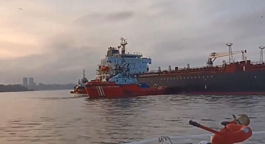 Haydarpaşa Açıklarında Alarm: 40 Bin Ton Petrol Yüklü Tanker Karaya Sürüklendi