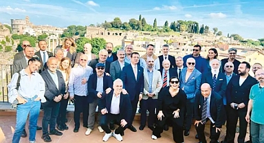 İmamoğlu, 45 Gazeteci ile Roma'ya Gitti: 5 Yıldızlı Otel Masrafının Nasıl Karşılandığı Sorusuna Murat Ongun'dan Yanıt Geldi