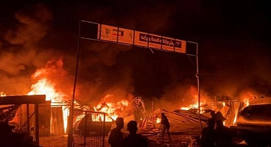 İsrail Gazze'de Çadır Kenti Bombaladı: Aralarında Çocukların Bulunduğu 40 Sivil Hayatını Kaybetti