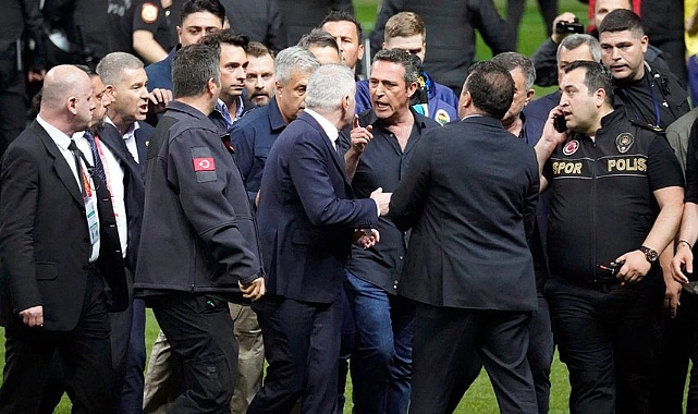İstanbul Valiliği'nden Derbi Açıklaması: Stadyum Müdürüne Darp Girişiminde Bulunan Beş Şahıs Hakkında Adli İşlem Başlatıldı - Haberler - TamgaTürk