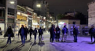 İstiklal Caddesi Yaya Trafiğine Açıldı
