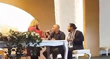 İzmir'deki Bir Nikahta Dua Krizi: Burası Resmi Kurum, Duanızı Evde Edebilirsiniz