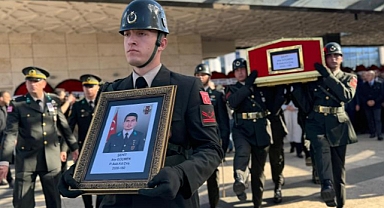 Pençe-Kilit Operasyonu Bölgesinde Yıldırım Düşmesi Sonucu Şehit Olan Astsubay Ata Göçmen, Son Yolculuğuna Uğurlandı