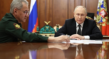 Putin, Rus Savunma Bakanı Sergey Şoygu'yu Görevden Aldı