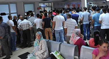 Sağlıkta 'Onaylı Randevu' Dönemi Başladı: Hastalar Randevudan Bir Gün Önce Onay Vermek Zorunda 