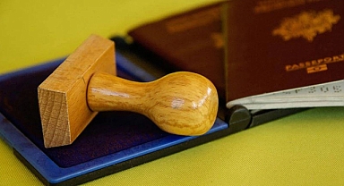 Schengen Krizi Büyüyor: Vize Verilen Kişilerden, Ülkeye Dönüşte de Elçiliğe Gelmeleri İstendi