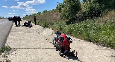 Tekirdağ'da Bir Maganda 218 Km Hızla Önündeki Motosiklete Çarptı