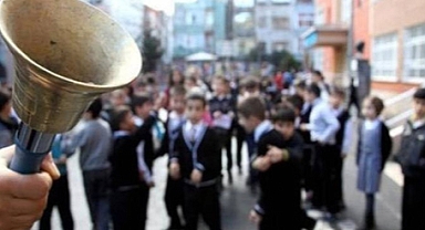 Yabancı Uyruklu Öğrencilerin Yoğun Olduğu Okullarda Tehlike Büyüyor: Suriyeli Öğrenciler Türk Öğrencileri De Kendilerine Benzetti