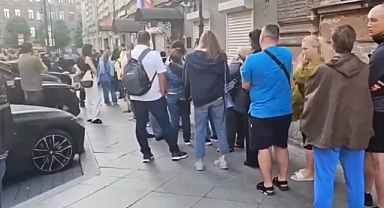 ABD Yaptırımları Sonrasında Rusya'nın En Büyük Bankaları Çöktü