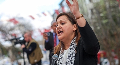 Afyonkarahisar Belediye Başkanı Burcu Köksal, 'Iraklıya Ruhsat Vermediği' İddiasıyla İfadeye Çağırıldı: Köksal İddiaları Reddetti, 'Şahsın Ruhsat Başvurusu Yok' Dedi