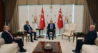 AKP'li Erdoğan ile CHP Genel Başkanı Özgür Özel Görüşmesi 11 Haziran'da