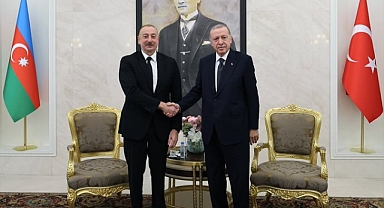 Aliyev Türkiye'yi Ziyaret Ediyor: Erdoğan Esenboğa'da Karşıladı