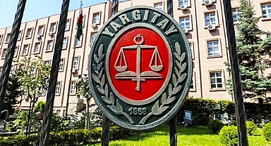 Ergenekon Kumpası İhanetlerinin Hakimlerine Hapis Cezası: Salonda Tutuklandılar