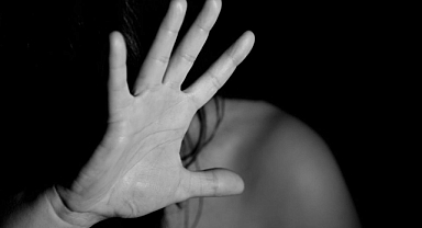 Hindistan'da Porno Bağımlısı Bir Baba, Tecavüz Teklif Ettiği Kızını Öldürdüğü Gerekçesiyle Tutuklandı