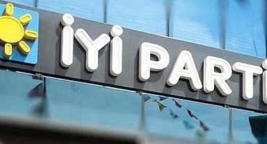 İYİ Partili Belediye Başkanı İstifa Etti