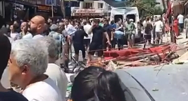 İzmir'de Unlu Mamuller İşletmesinde Patlama; Yaralılar Var