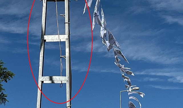 Kurban Pazarında Zabıtalarla Tartışıp Kendini Elektrik Direğine Asan Şahsı Vatandaşlar Kurtardı