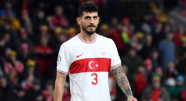 Milli Futbolcu Samet Akaydın'dan Portekiz Maçı Öncesi 'Tanrı Türk'e Yar Olsun' Paylaşımı 