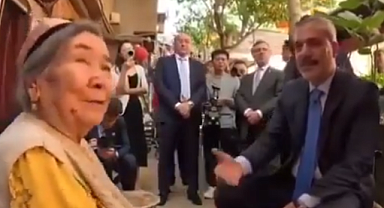 Soykırımcı Çin'in 'Sincan' Tiyatrosu: Hakan Fidan'ın Uygur Kadınla Sohbeti Gündem Oldu