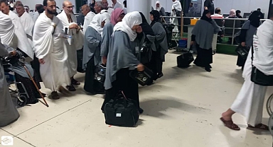 Suudi Arabistan'ın Güvenlik Tehdidi Gerekçesiyle Kabul Etmediği Suriyeli Hacılar Akın Akın Türkiye'ye Geliyor