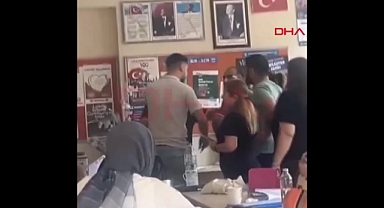 Ümraniye'de Kız Kardeşi Sınıfta Kalan Ağabey, Öğretmenler Odasında Bir Öğretmeni Yumrukladı