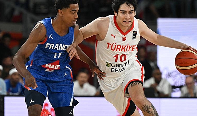 A Milli Basketbol Takımı Fransa'dan 50 Fark Yiyince Sırbistan'daki Turnuvaya Katılmama Kararı Aldı