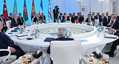 AB'nin Türk Milletinin Egemenliğine Düşmanlığı Bitmiyor: Türk Zirvesi'ne Katılan Orban'a 'Bizi Temsil Etmiyor' Tepkisi