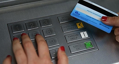 ATM'ler Artık Bilinçli Olarak Kart Yutacak