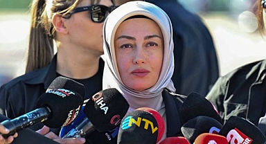 Ayşe Ateş'in Avukatını Duruşmadan Çıkarmayan 15 Polis Hakkında Suç Duyurusu
