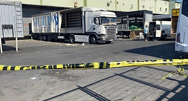 Bayrampaşa'da Meyve Sebze Halinde Silahlı Kavga: 5 Yaralı