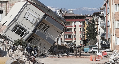 Hatay'da Depremzedelere Verilen Eşya Yardımı Sözü 'Yasal Zemini Yok' Denilerek Tutulmadı