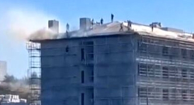 İstanbul'da İnşaat Halindeki Binada Yangın: Mahsur Kalanlar Var