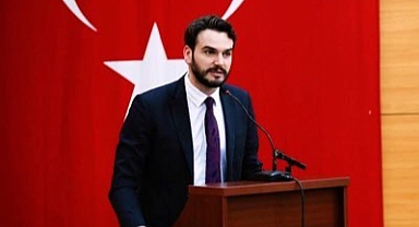 İYİ Partili Cenk Özatıcı, Türkiye'deki Kaçak Göçmen İstilasına Karşı Çağrıda Bulundu