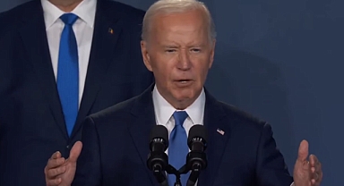 Joe Biden, 'Sözü Ukrayna Devlet Başkanı’na Bırakmak İstiyorum' Deyip 'Başkan Putin'i Sahneye Çağırdı