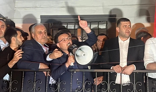 Kayseri Valisi Gökmen Çiçek, Suriyelilere Yönelik Devam Eden Protestolara İlişkin 'Şüpheli Tespit Çalışmaları Titizlikle Sürdürülmektedir' Dedi