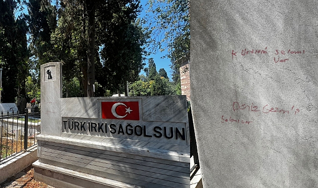 Kürtçü Vandallar Nejdet Sançar'ın Mezarını Tahrip Etti