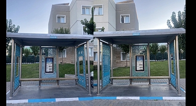 Mürteci Örgütün Yuvalandığı Menzil'de Kadın ve Erkek Otobüs Duraklarının Ayrı Olduğu İddia Edildi
